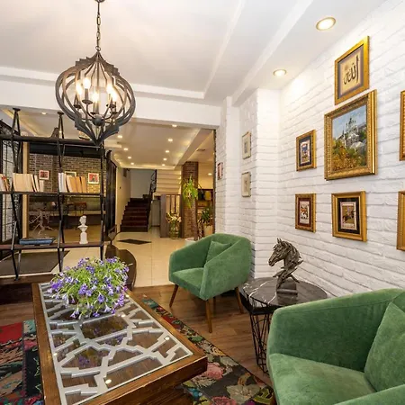 The Marions - Comfortable In Taksim 3* اسطنبول