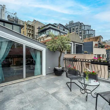 The Marions - Comfortable In Taksim فندق 3*