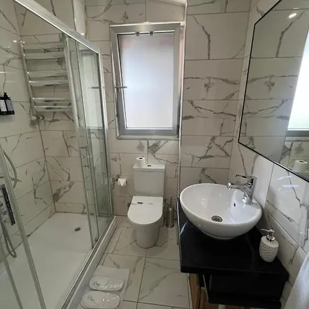 The Marions - Comfortable In Taksim فندق 3*
