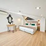 The Marions - Comfortable In Taksim فندق