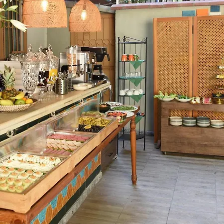 The Marions - Comfortable In Taksim Istanbul