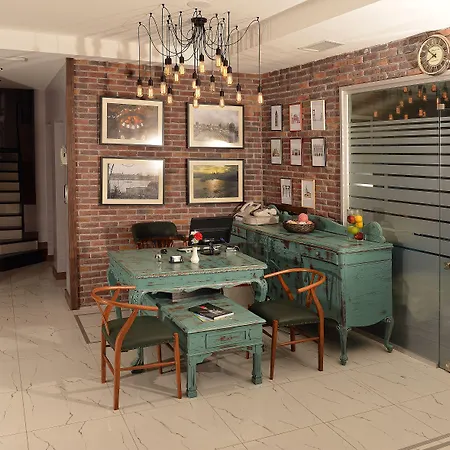 The Marions - Comfortable In Taksim 3* איסטמבול